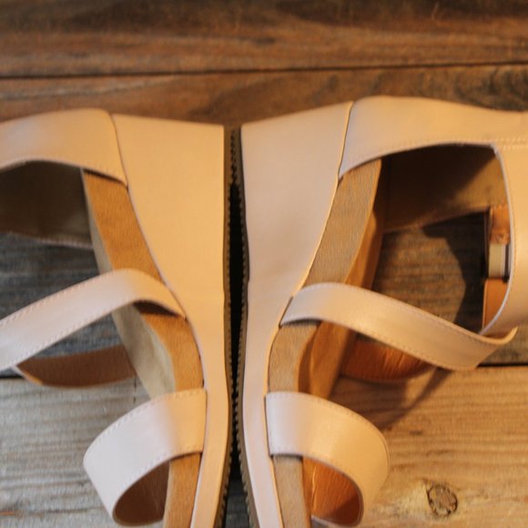 DREAM PAIRS Nude Elastic Ankle Strap Open Toe Platform Wedge Sandals 11 EUC - Picture 7 of 9